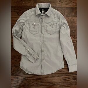 G-Star Raw Long Sleeve Button-Down Shirt in Light Gray With Small Dot Texture.